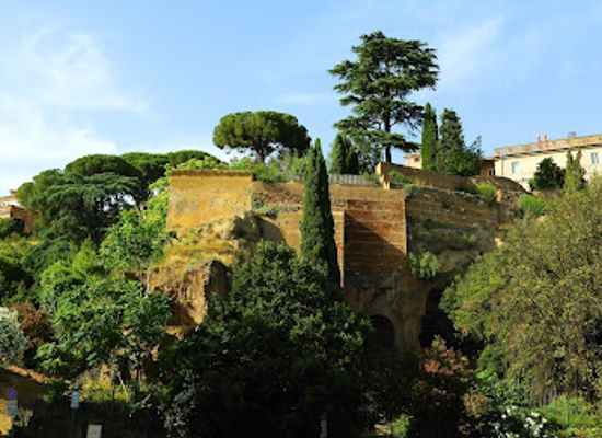 italy/lazio/attraction/rupe-tarpea