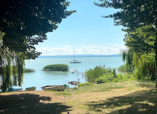 hungary/lake-balaton/attraction/kratochvil-karoly-emlekmu