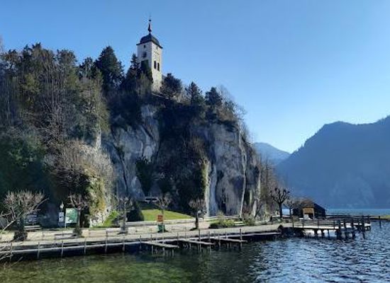 austria/hallstatt/attraction/traunkirchen