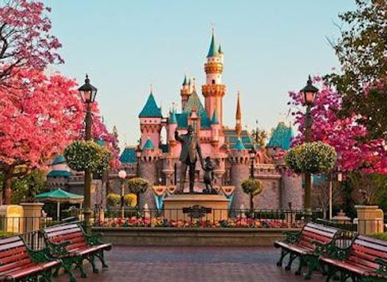 california/los-angeles/attraction/disneyland-park