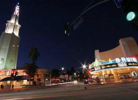 california/glendale/attraction/westwood-village-theatre