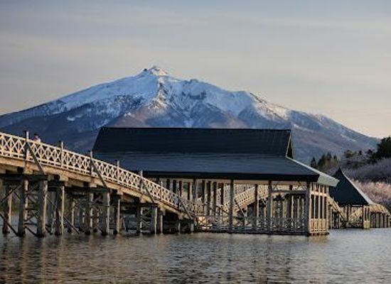 japan/aomori/attraction/tsuru-no-maihashi-bridge