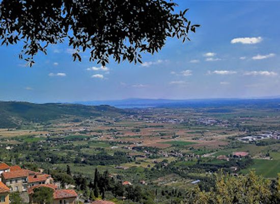 italy/val-di-chiana/attraction/porta-bifora