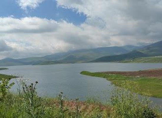 armenia/goris/attraction/spandarian-reservoir