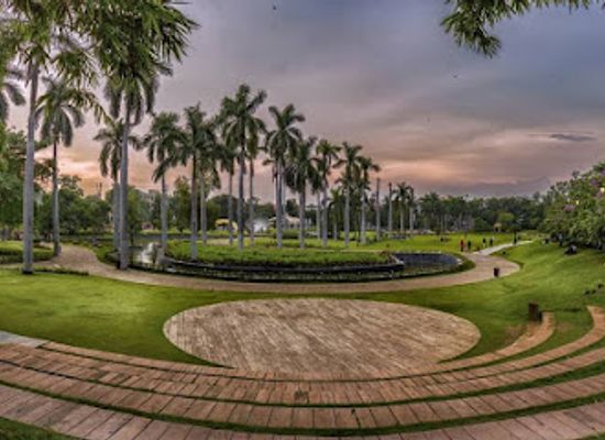 india/jabalpur/napier-town/attraction/bhawartal-garden