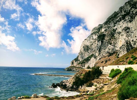 gibraltar/western-beach/attraction/black-strap-cove
