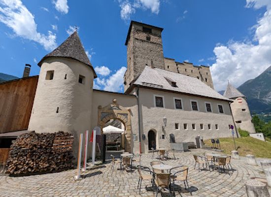austria/paznaun/attraction/museum-schloss-landeck