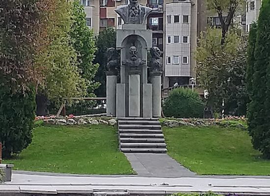 romania/baia-mare/attraction/museum-of-mineralogy