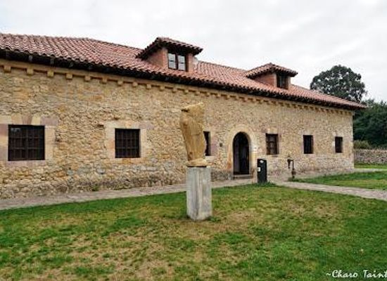spain/cantabria/attraction/museo-y-fundacion-jesus-otero
