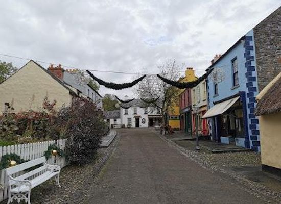ireland/ennis/attraction/bunratty-castle-folk-park