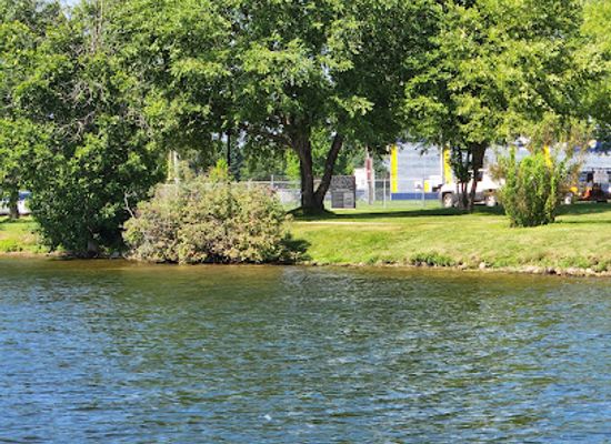 michigan/pere-marquette-state-forest/attraction/cadillac-s-kiss-monument