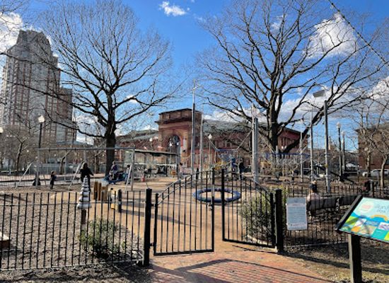 rhode-island/providence/federal-hill/attraction/burnside-park
