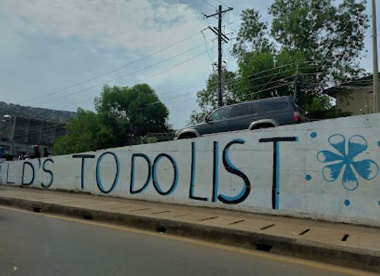 sierra-leone/river-number-two-beach/attraction/graffiti-wall-of-freetown