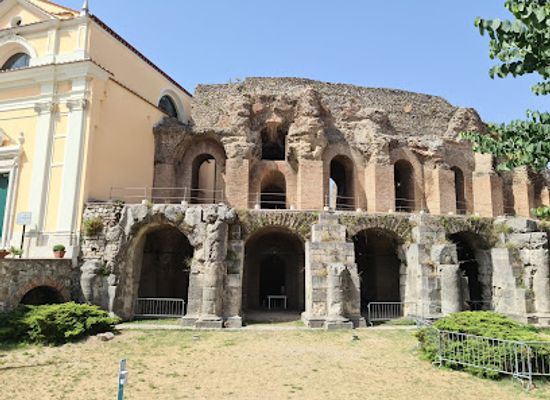 italy/sannio/attraction/roman-theatre-benevento