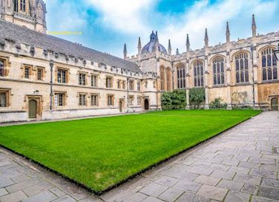 united-kingdom/oxford/attraction/all-souls-college
