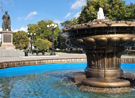 ukraine/kherson/attraction/potomkinskyi-garden-square