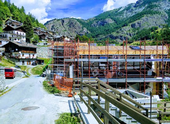 italy/cervinia/attraction/sentiero-partenza-da-crepin-per-liortere-per-finestra-di-cignana-a-mont-pancherot-segnavia-7ee