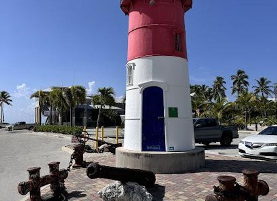 florida/everglades/attraction/whale-harbor-marina