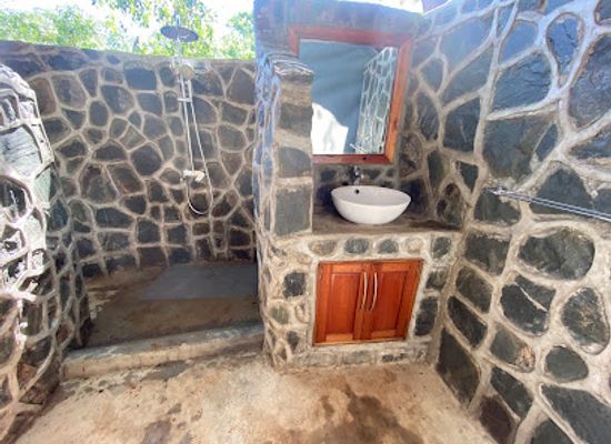 malawi/southern-region/attraction/nkhotakota-wildlife-reserve-hq