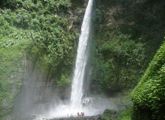 indonesia/east-java/attraction/coban-pelangi-waterfall
