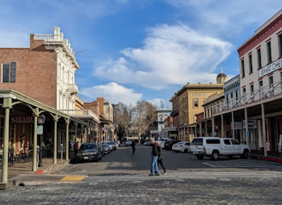 california/sacramento/old-sacramento-historic-district/attraction/what-cheer-house