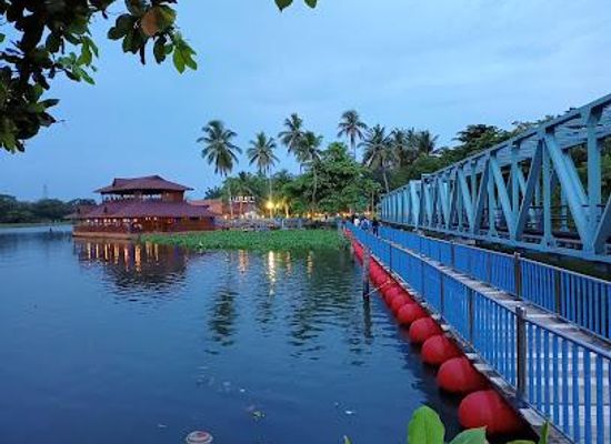 india/trivandrum/attraction/veli-lake-tourist-village