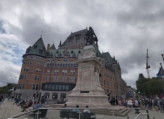 canada/quebec/attraction/notre-dame-de-quebec-basilica-cathedral