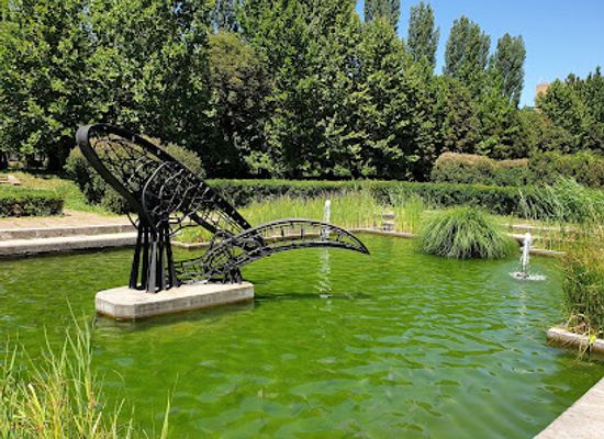 romania/muntenia/attraction/dimitrie-brandza-botanical-garden