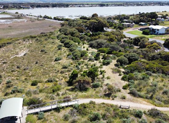 australia/fleurieu-peninsula/attraction/hindmarsh-island-lookout