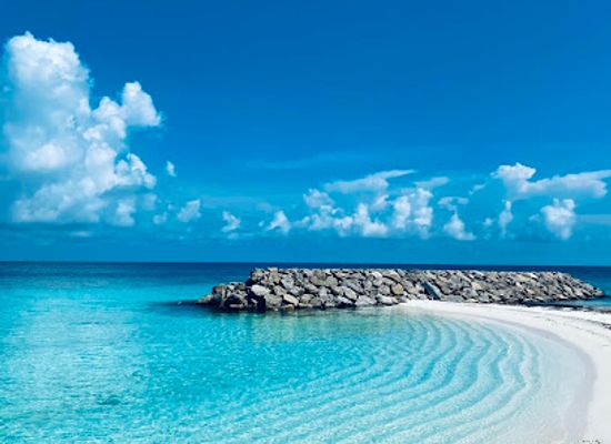 maldives/meemu-atoll/attraction/bikini-beach