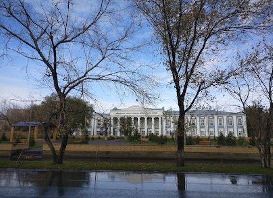 kazakhstan/semey/attraction/abai-plaza