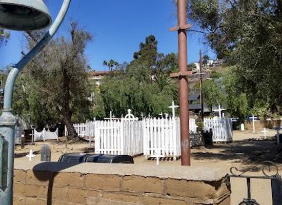 mexico/tijuana/attraction/el-campo-santo