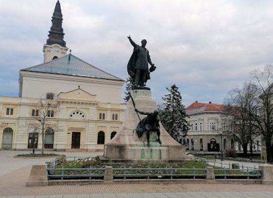 hungary/kecskemet/attraction/bekas-to-es-szokokut