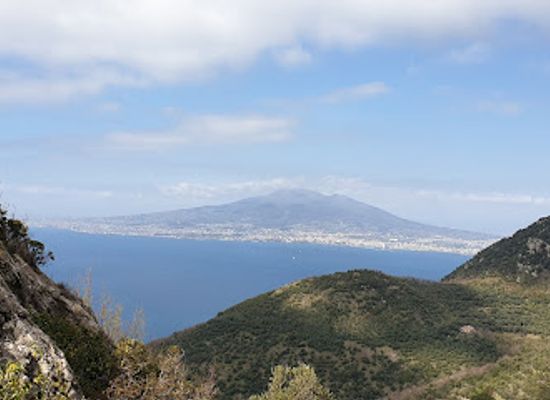 italy/campania/attraction/capo-d-acqua