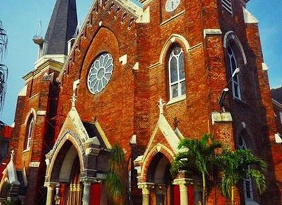 indonesia/surabaya/attraction/gereja-katolik-kelahiran-santa-perawan-maria