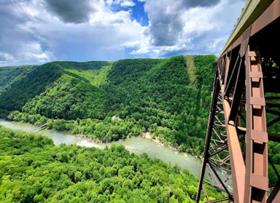west-virginia/new-river-gorge-national-park-and-preserve/attraction/bridge-walk-llc