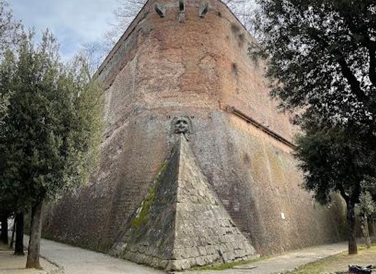 italy/tuscany/attraction/fortezza-medicea