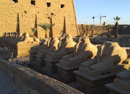 egypt/luxor/attraction/avenue-of-the-rams