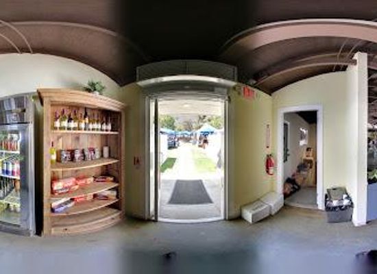 california/westside/attraction/rosenthal-wine-bar-patio