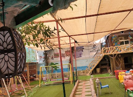 yemen/al-hajjarah-village/attraction/nady-wmsbh-lmwj-altfeyhi