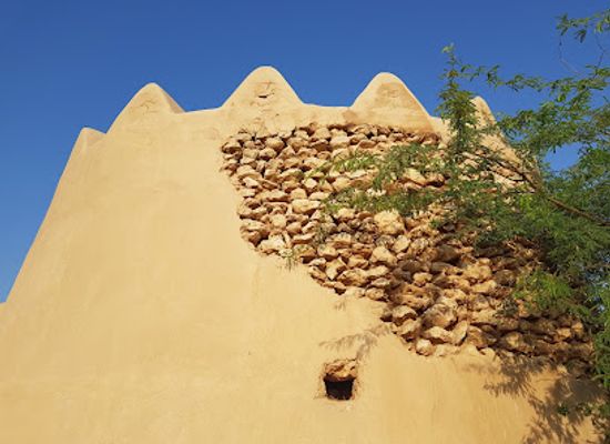 qatar/al-jassasiya-rock-carvings/attraction/al-rekayat-fort