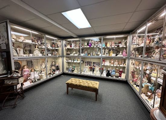 iowa/driftless-area/attraction/wilder-memorial-museum