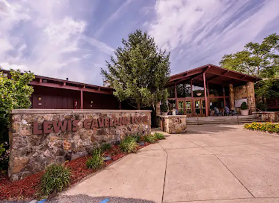 kentucky/inner-bluegrass/attraction/carter-caves-state-resort-park