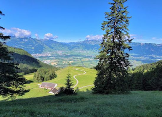 liechtenstein/planken-region/attraction/gafadura-hutte-lav