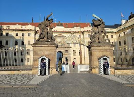 czechia/prague/attraction/matthias-gate