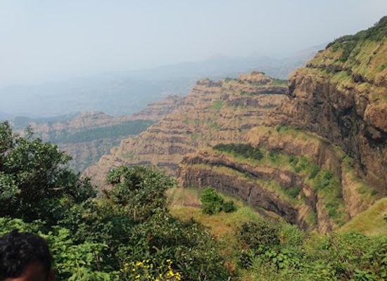 india/mahabaleshwar/attraction/castle-rock-point