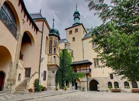 czechia/kutna-hora/attraction/italian-court