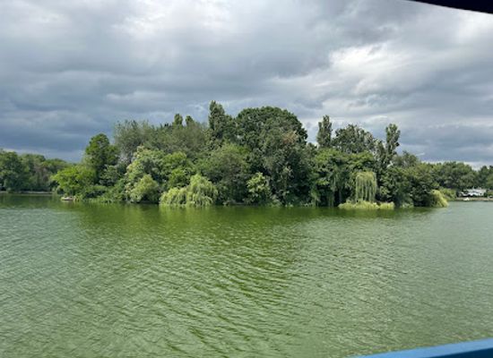 romania/bucharest/cismigiu/attraction/vaporasul-cernica