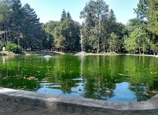 bulgaria/dobrinishte/attraction/city-park
