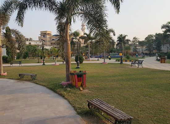 pakistan/karachi/gulshan-e-iqbal/attraction/nasir-hussain-shaheed-family-park